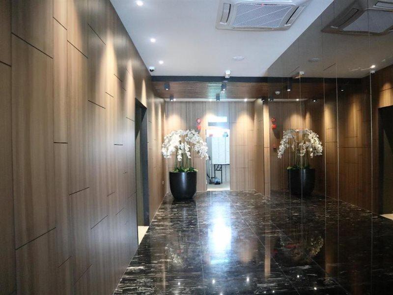 Roxy Hotel Padungan Kuching Exteriör bild