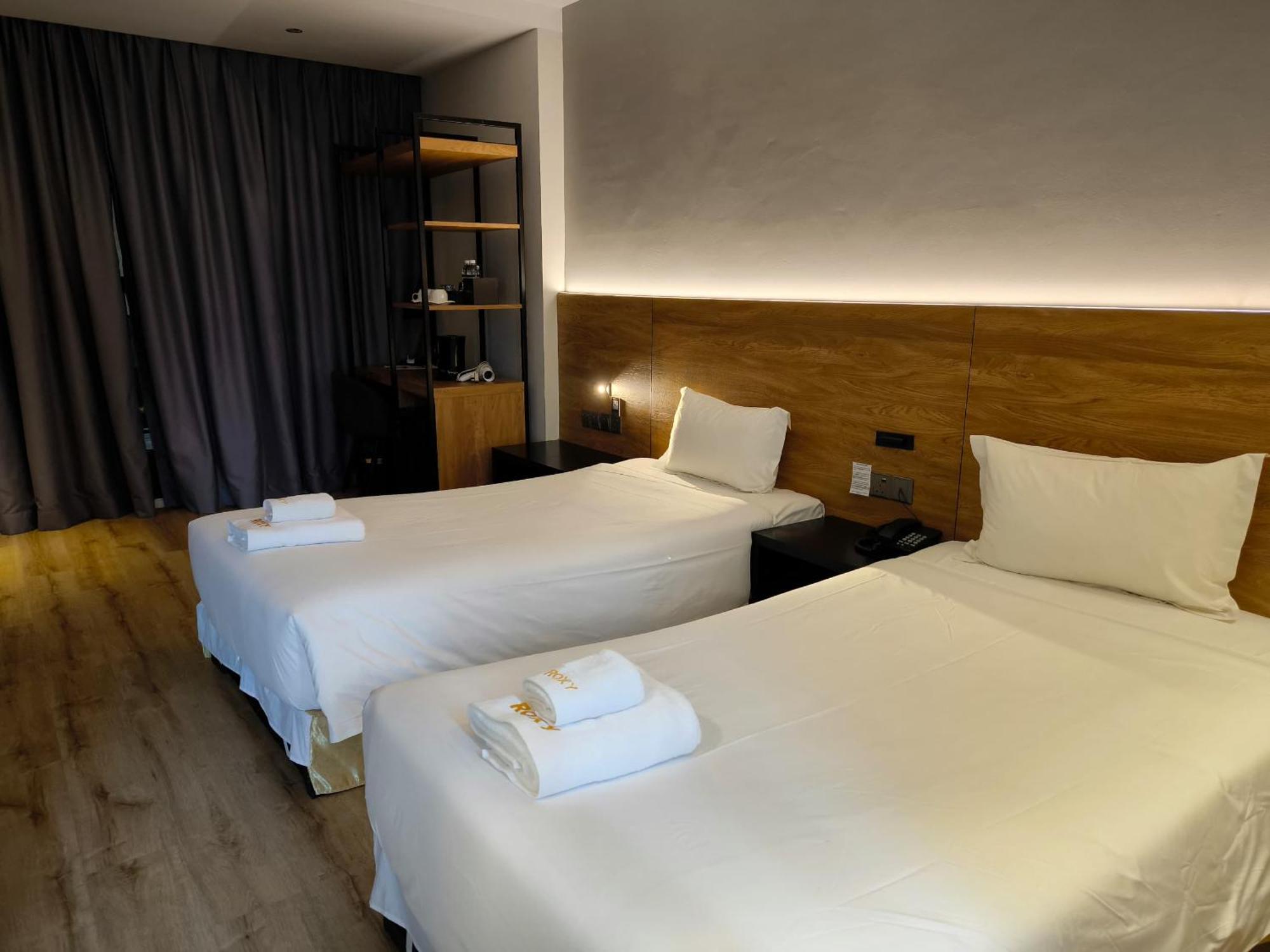 Roxy Hotel Padungan Kuching Exteriör bild